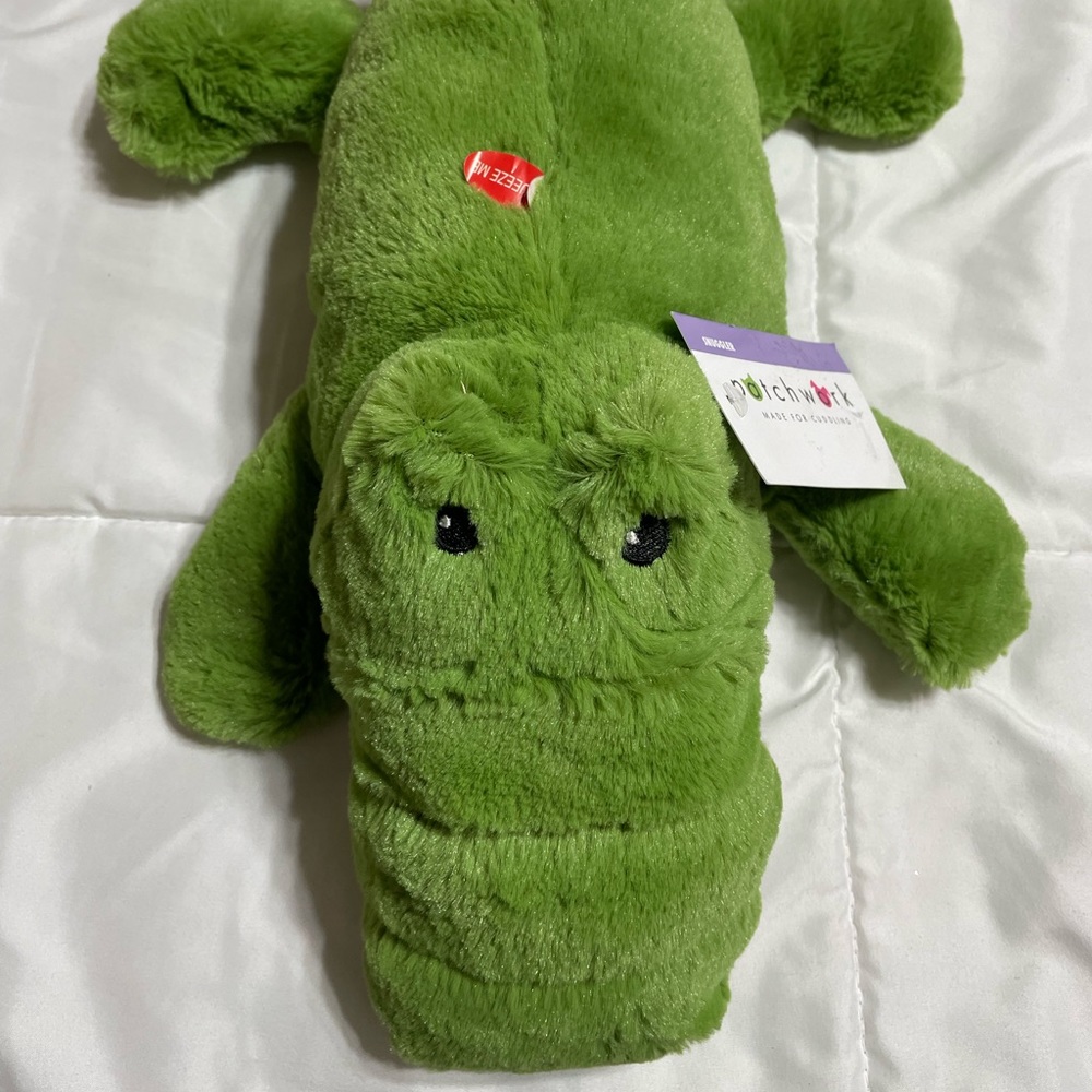 Donated not for sale NWT  Patchwork Wuffies Alligator / Squeak + Grunt Plushie